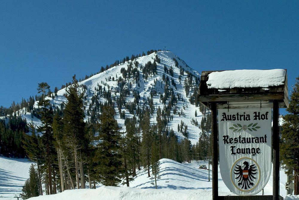 Austria Hof Lodge Mammoth Lakes Exterior photo