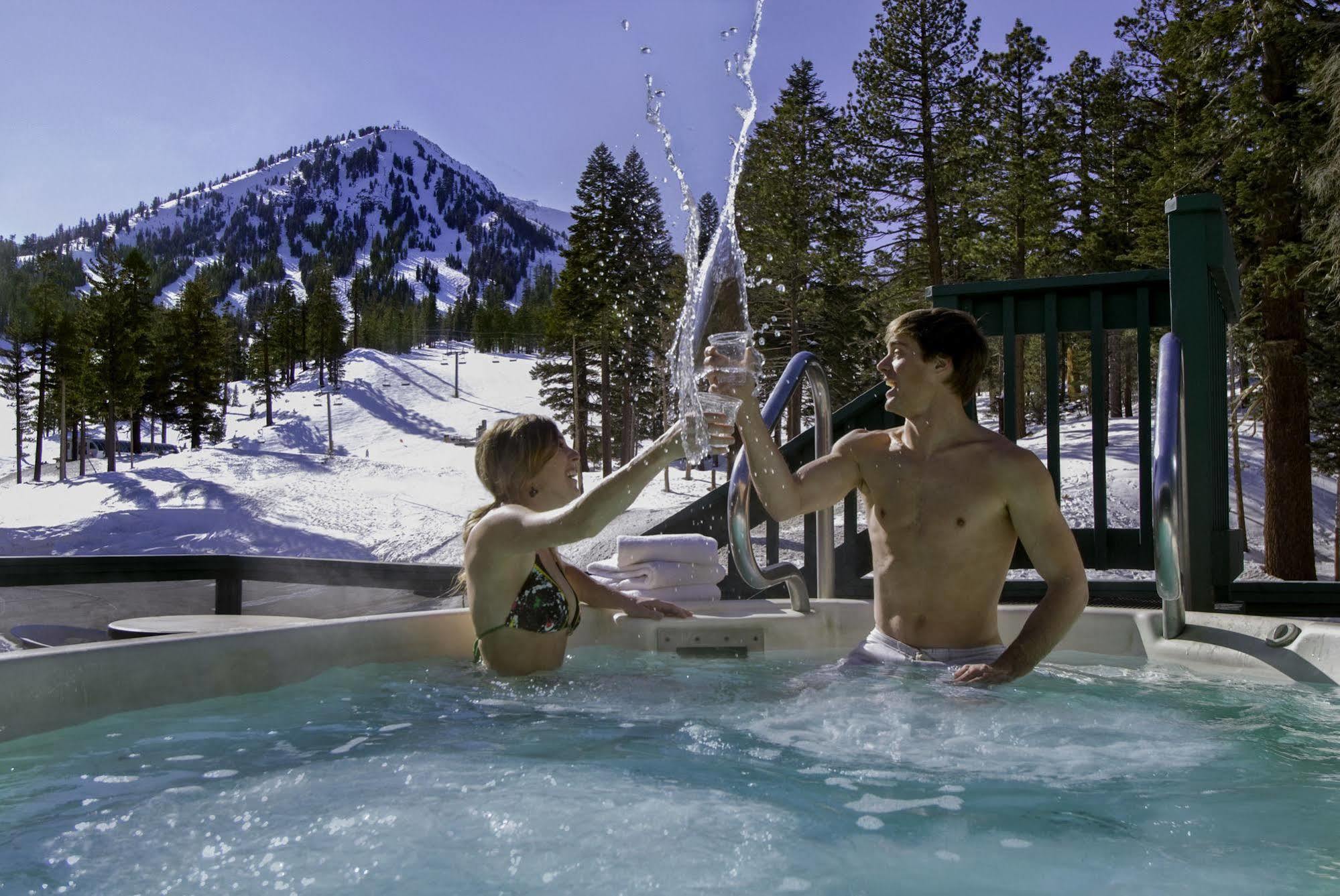 Austria Hof Lodge Mammoth Lakes Exterior photo